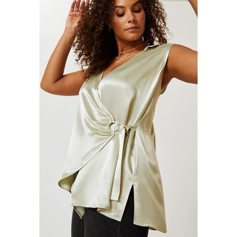 Anthropologie Iridescent Wrap Vest Size Medium NWT